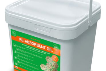 Re_Absorbent Oil available capacity 17 liters