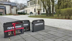 nanomax DEMO case with 8 TOP products